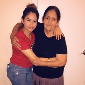 Meet your Posher, Sandy